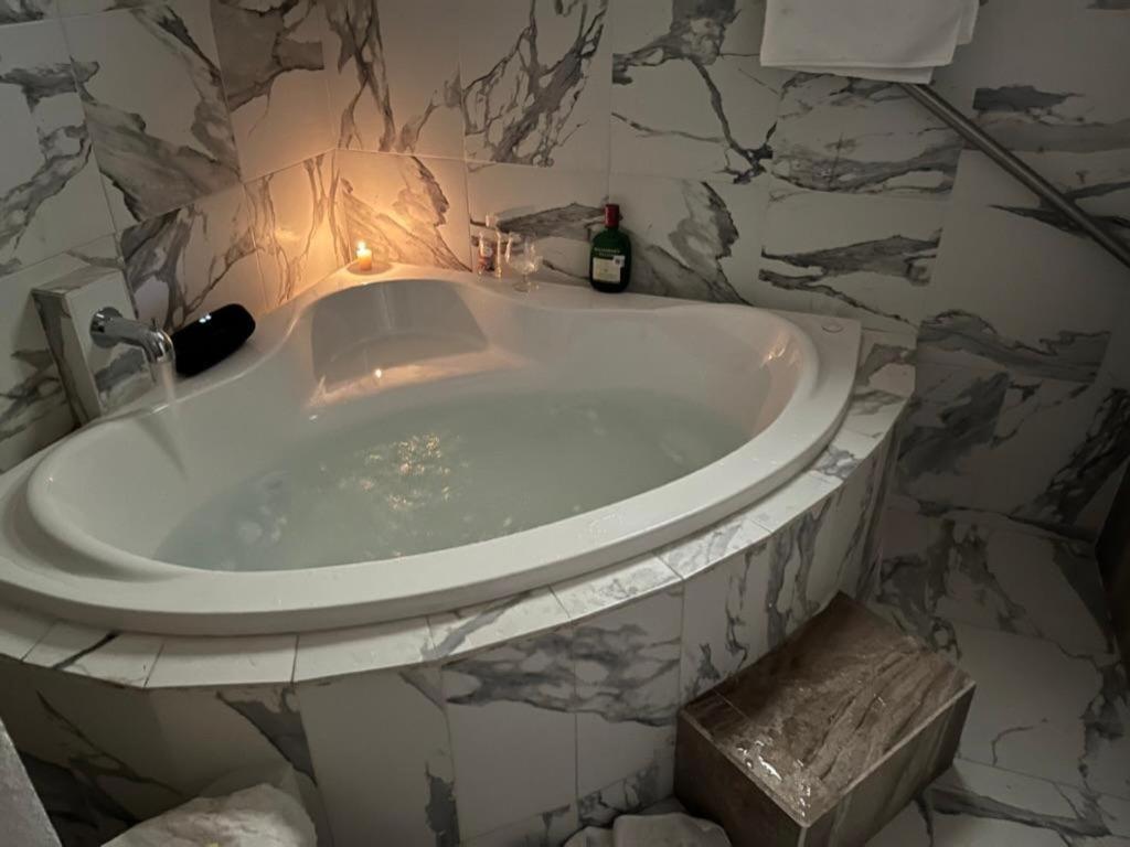 Hotel Del Valle Inn Pachuca Екстер'єр фото